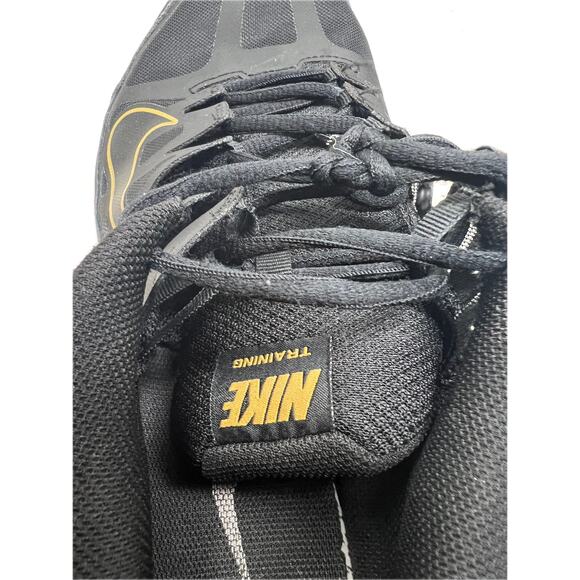 Nike Reax 8 TR Black Metallic Gold Mens 11 - Picture 8 of 9